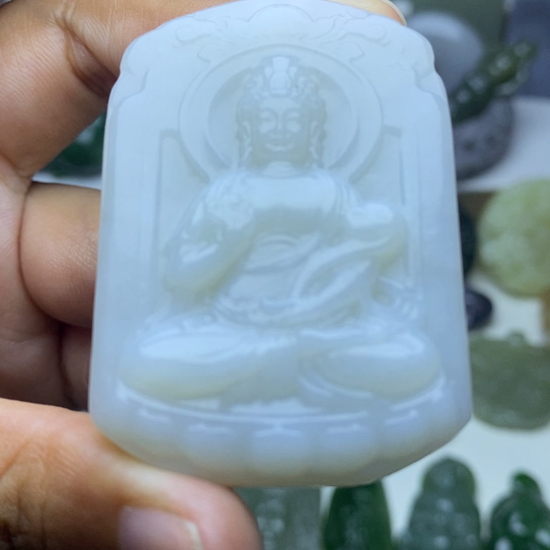 颈饰未镶嵌和田玉