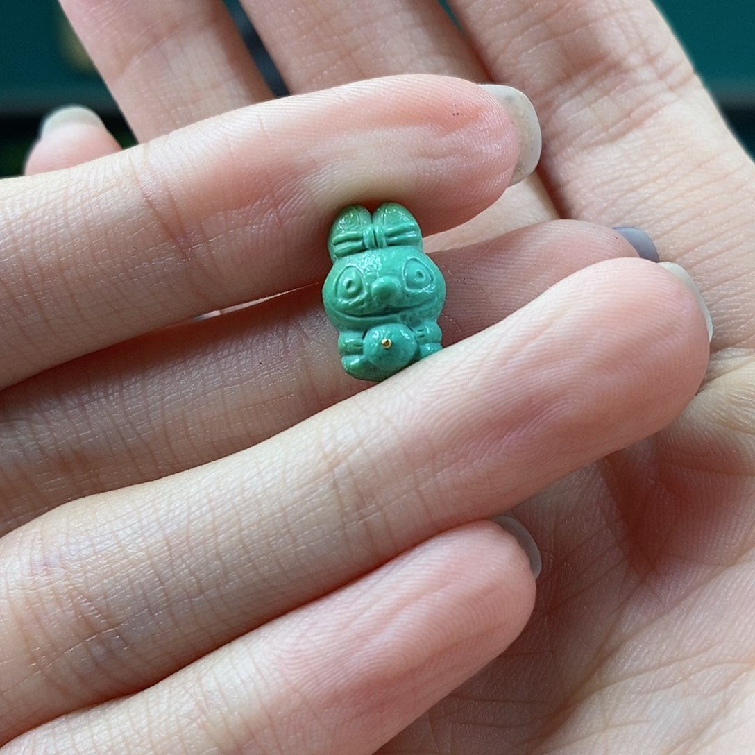 未镶嵌绿松石珠宝奇石