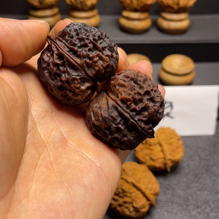 文玩核桃吊坠F缠山元宝39