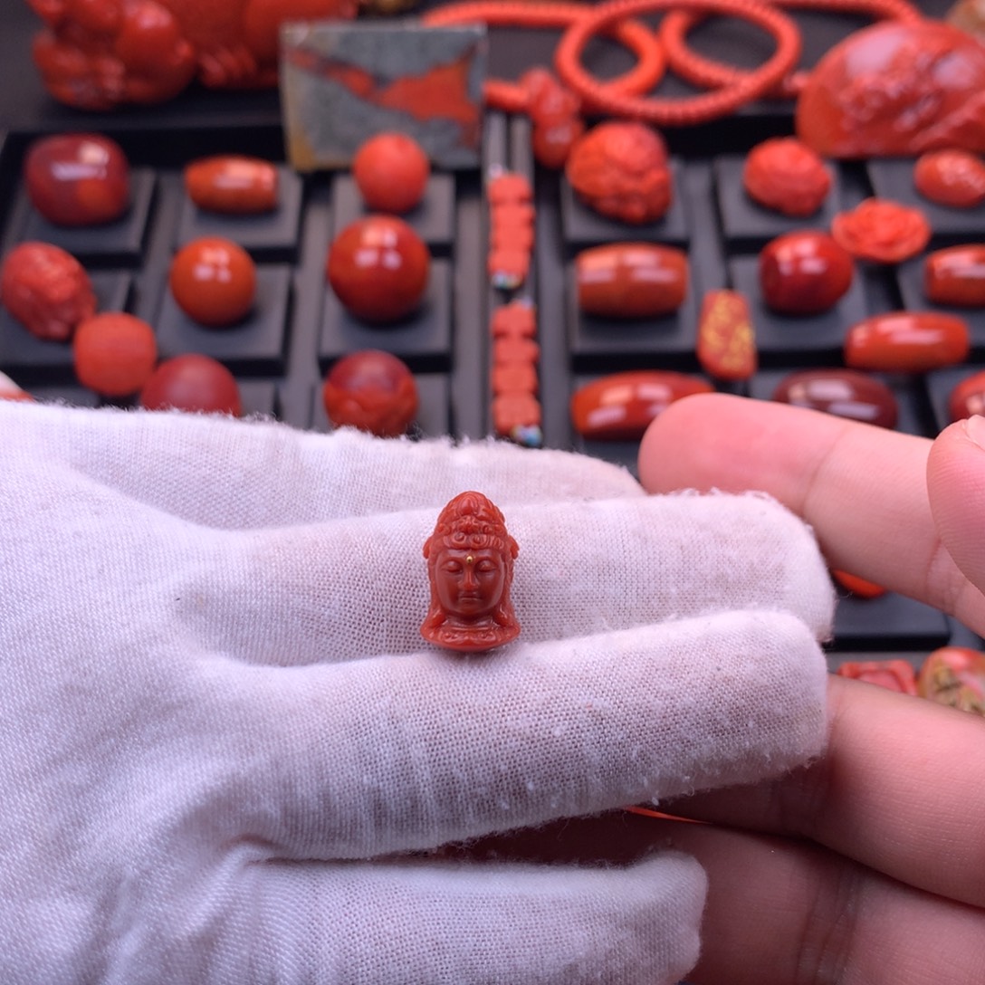 南红玛瑙未镶嵌精工雕刻观音背云11mm+