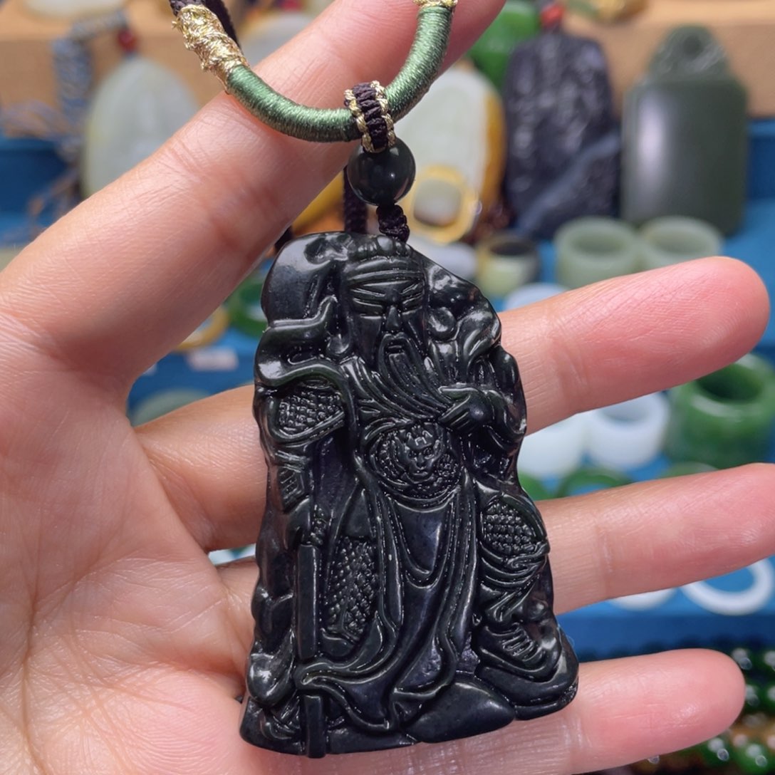 和田玉吊坠未镶嵌