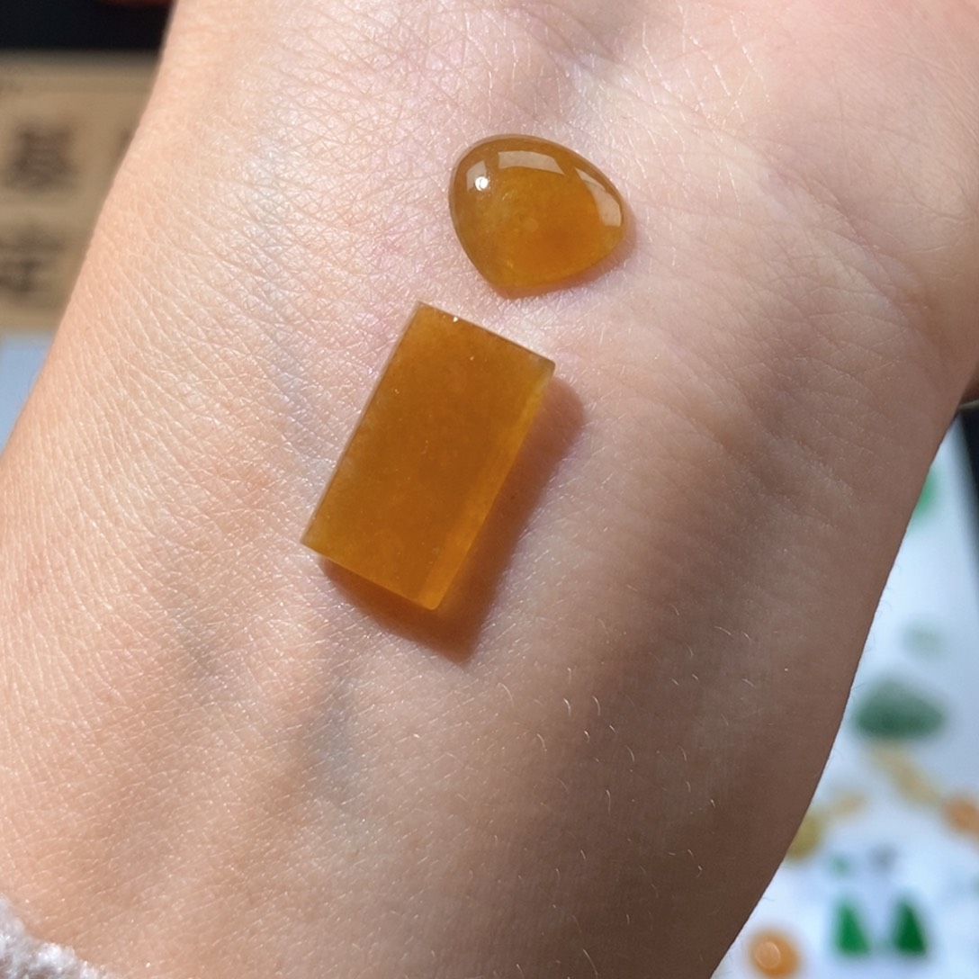 定制翡翠未镶嵌翡翠22.8.×8.3×2.7