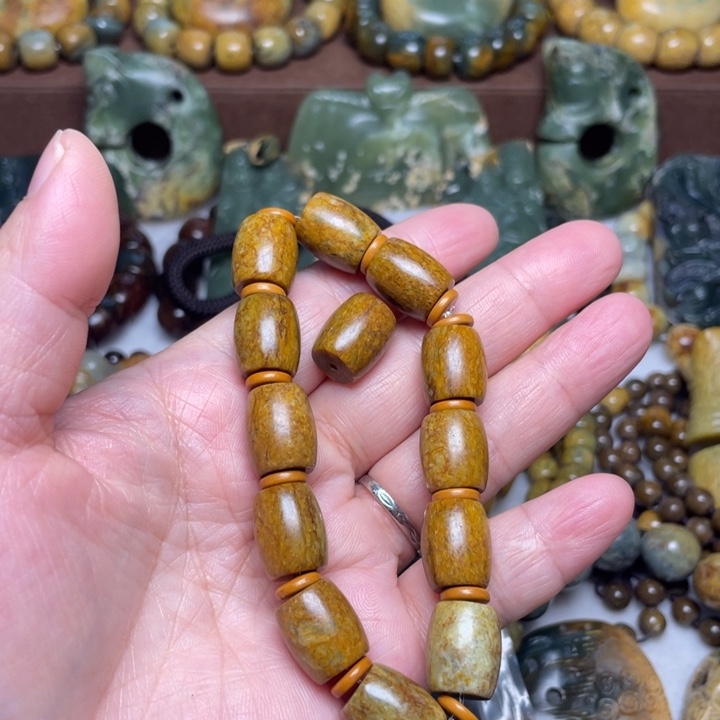 未镶嵌岫岩河磨玉（透闪石质玉）珠宝奇石西*风