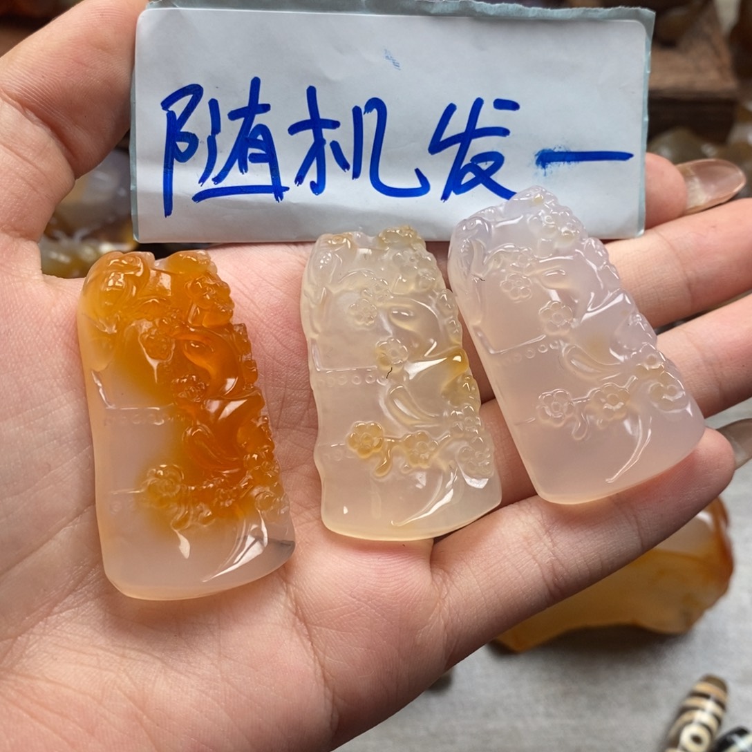 玛瑙/玉髓未镶嵌颈饰