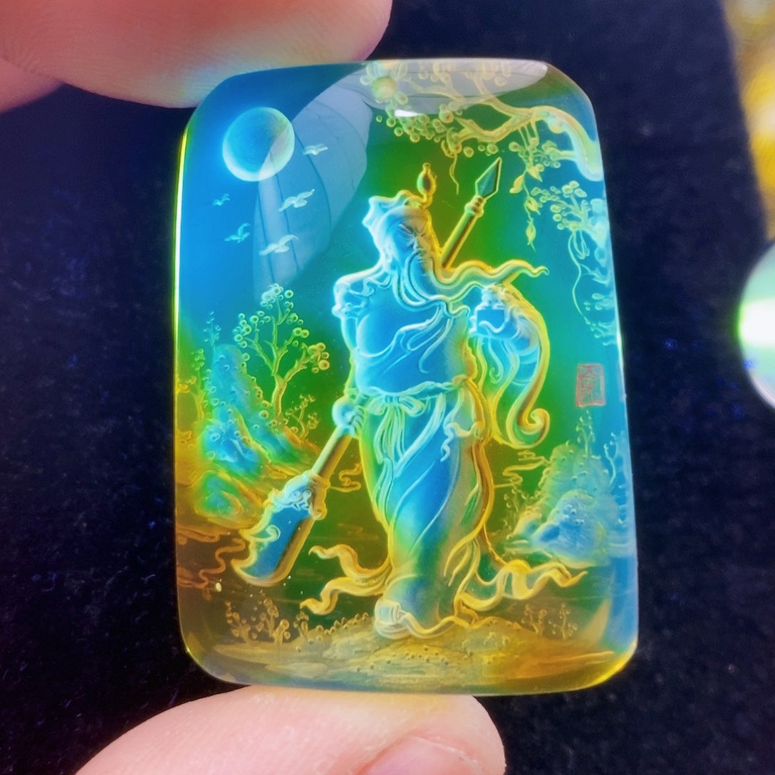 【闪购商品】金珀颈饰未镶嵌琥珀阴雕