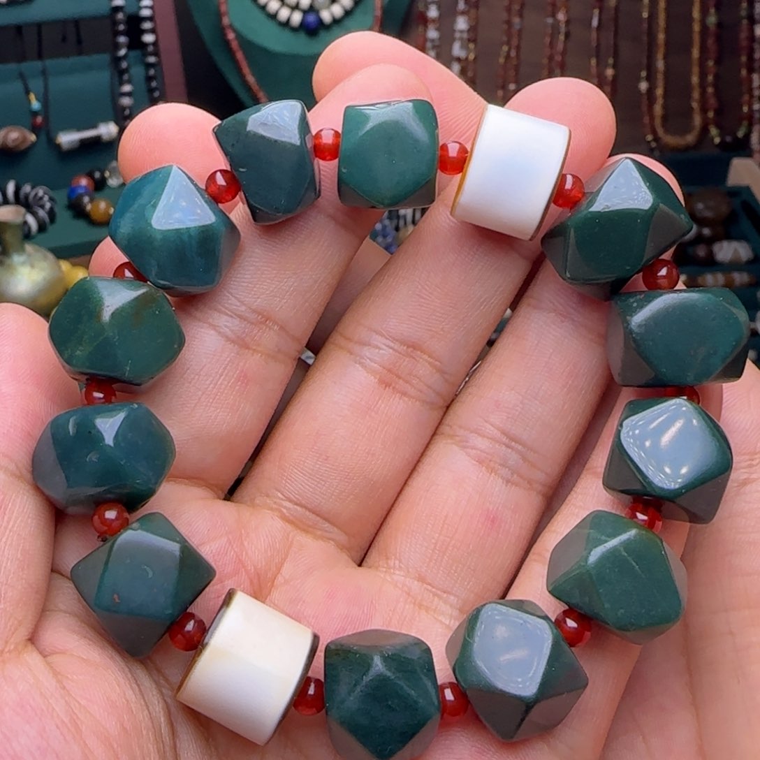 未镶嵌手串石英质玉