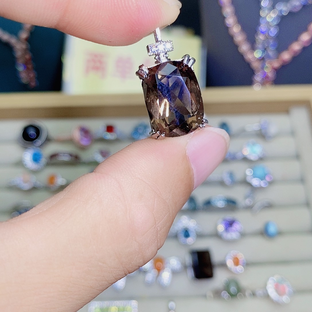 未镶嵌吊坠(不含链)水晶