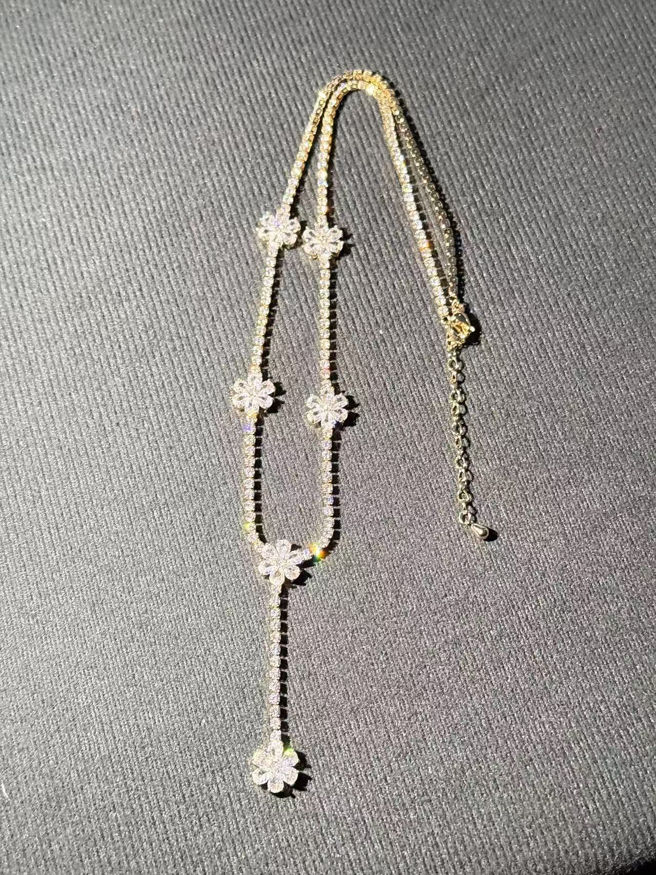 非金属珐琅吊坠 轻奢气质时尚百搭简约精致吊坠 zff21812