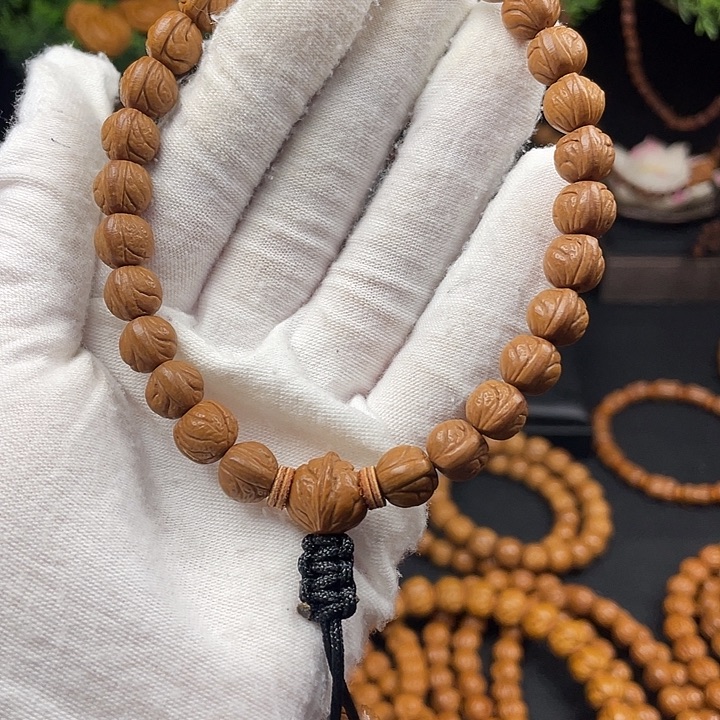 S***y桃核吊坠秦岭龙纹桃核