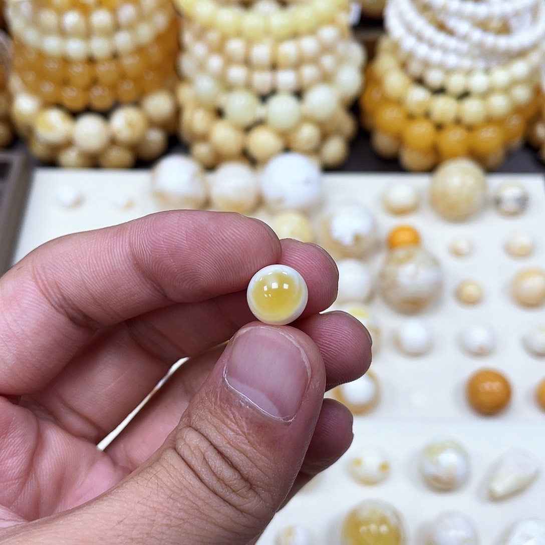 未镶嵌蜜蜡珠宝奇石9.8mm金瓷白溶洞｜打孔不予退货·圆珠