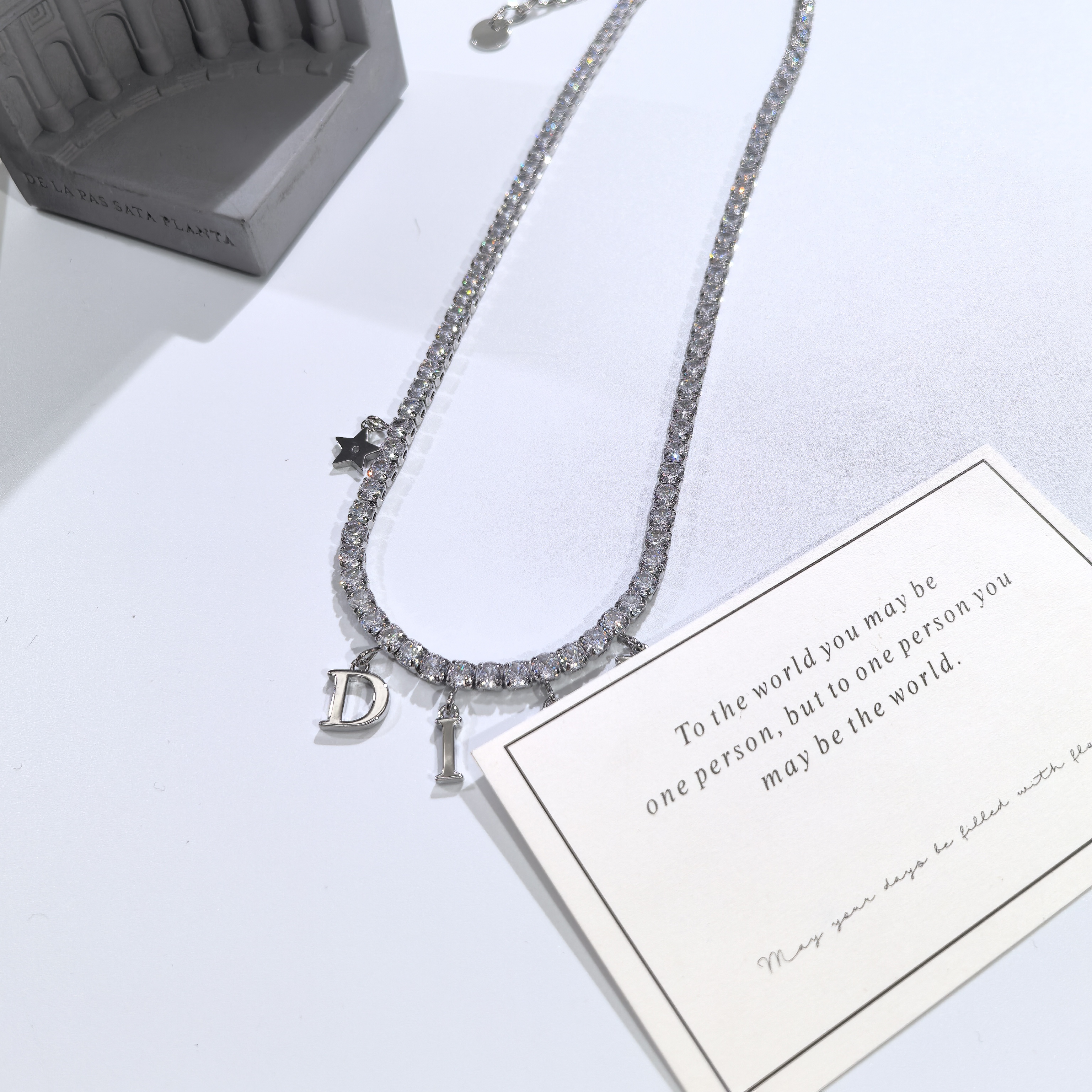 铜合金合成锆石项链 05128小众设计气质高级微镶白锆字母锁骨链