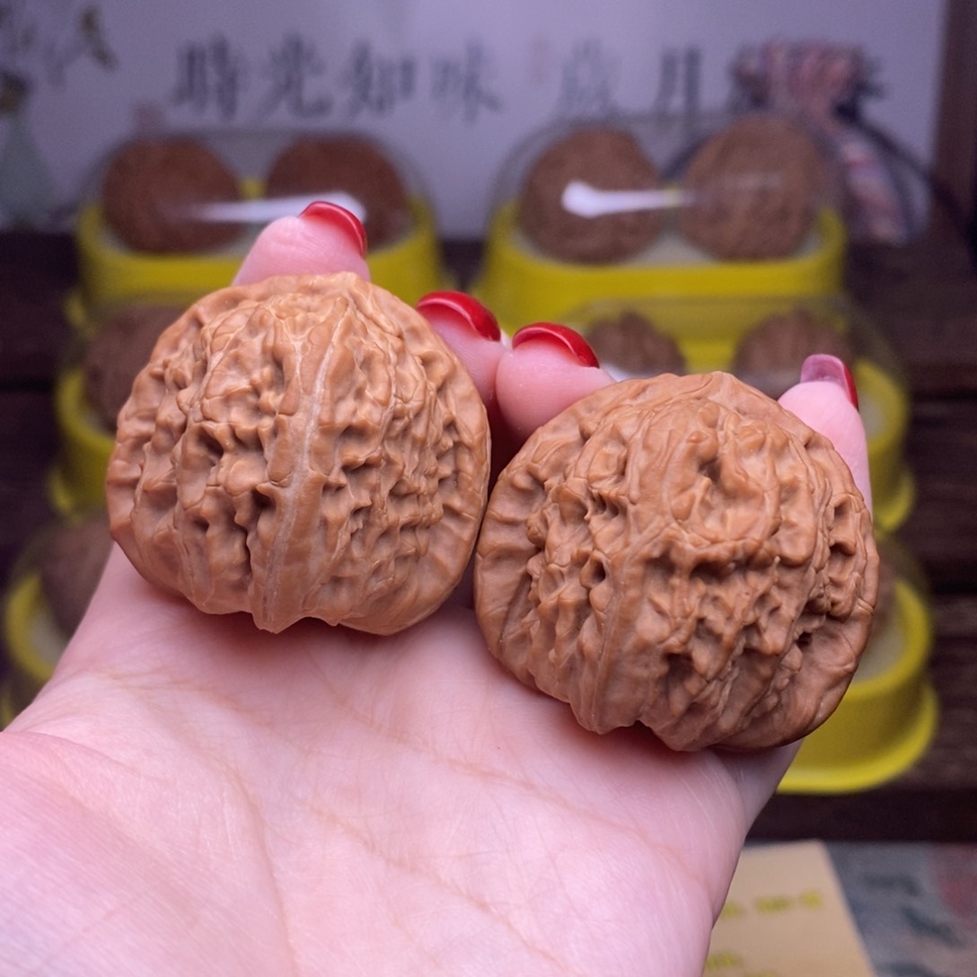 文玩核桃把件全品39+三角白狮子头