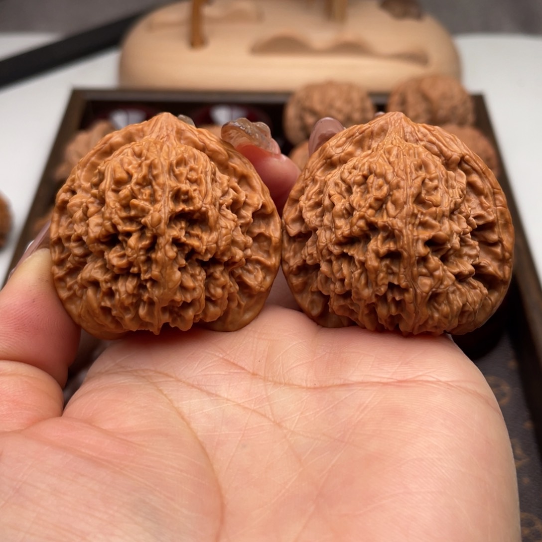 桃核把件满天星全品43