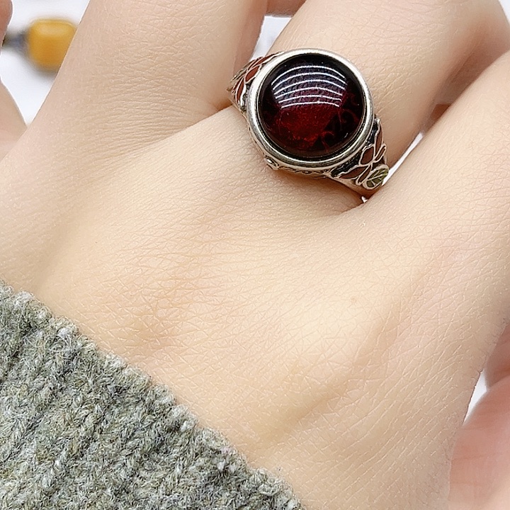 血珀戒指银S925镶嵌天然