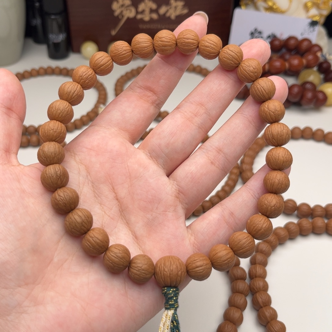 吊坠猴头核桃11.4凤羽