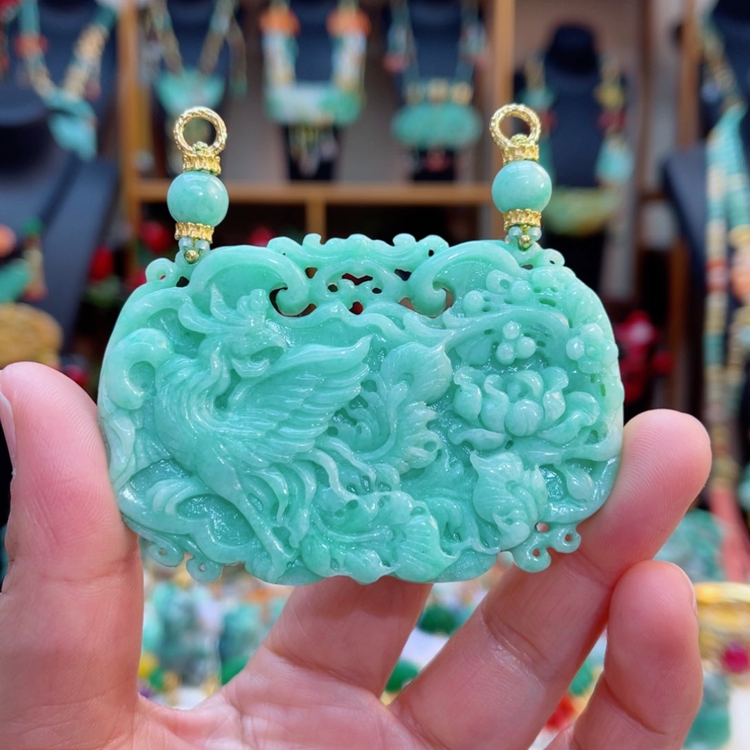 翡翠颈饰合金48小时鉴赏期