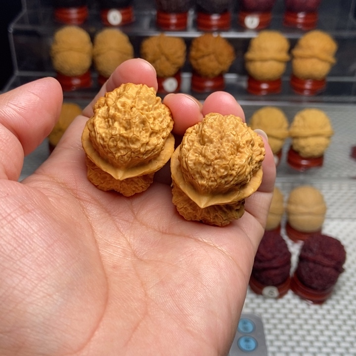 文玩核桃把件金麒麟10