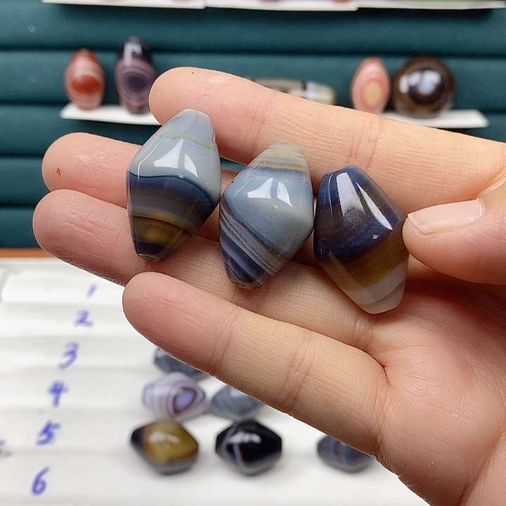 译***学玛瑙/玉髓未镶嵌颈饰