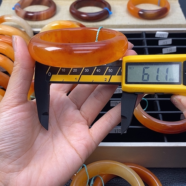 非金属无99号小胖子