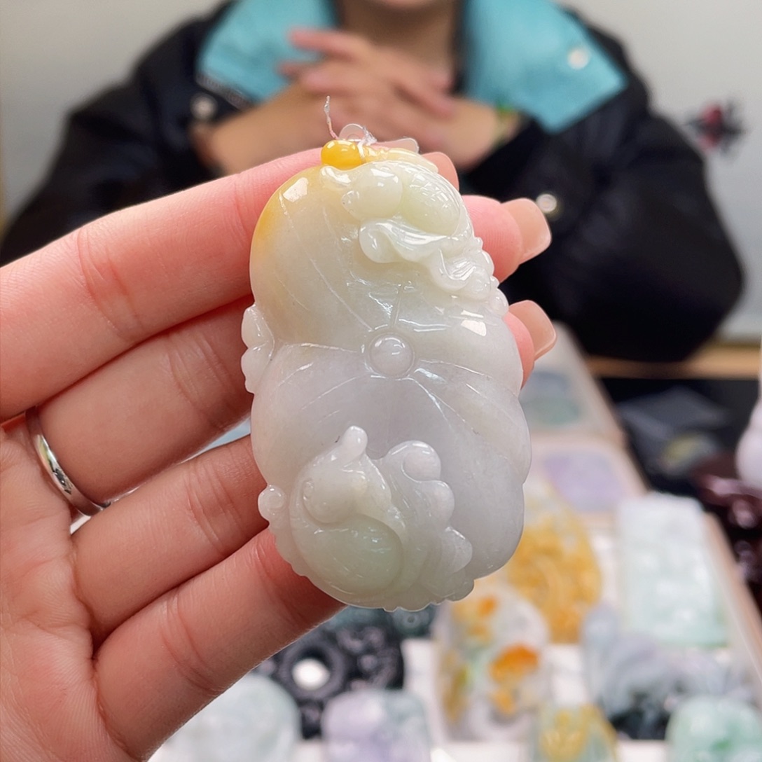 翡翠吊坠(不含链)未镶嵌