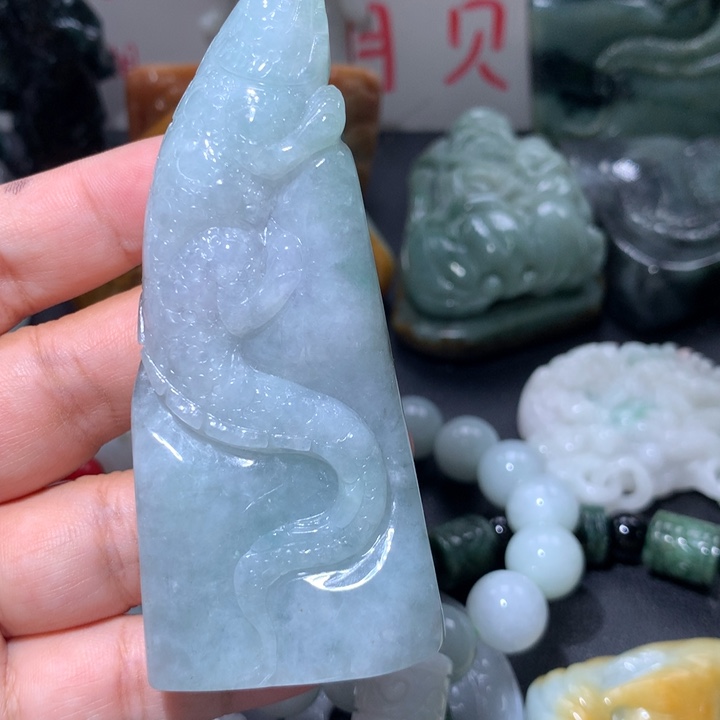 翡翠未镶嵌颈饰保真天然A货翡翠