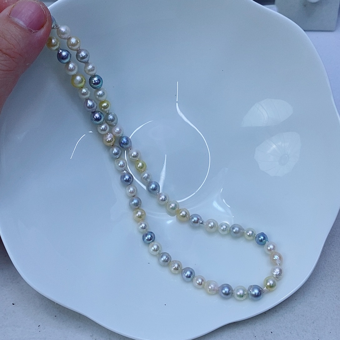 未镶嵌海水珍珠颈饰