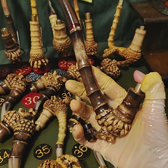 六***号贵州特色竹根烟斗工艺品手把件