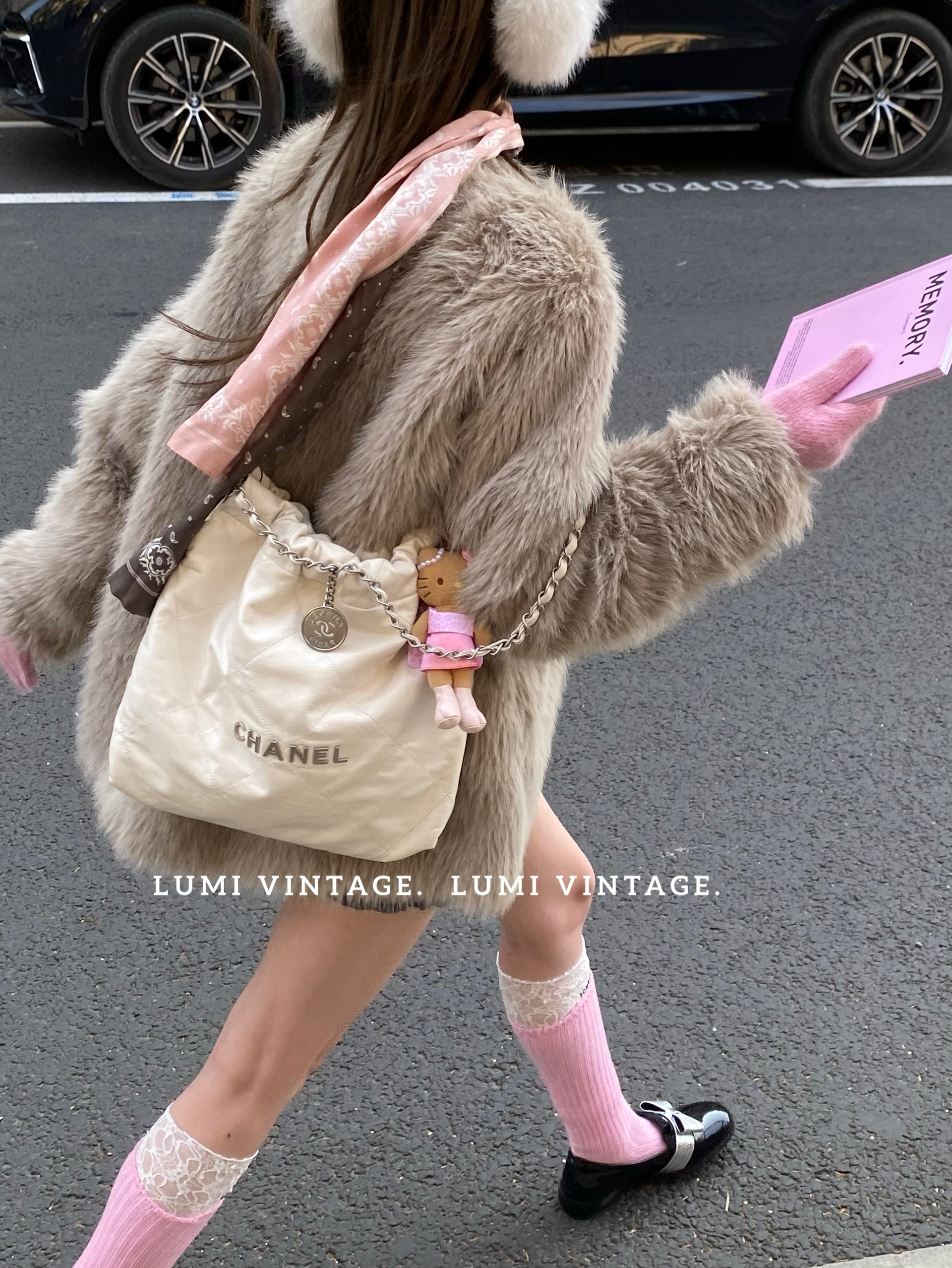 95新 Chanel/香奈儿 白银牛皮小号22bag单肩包68895895