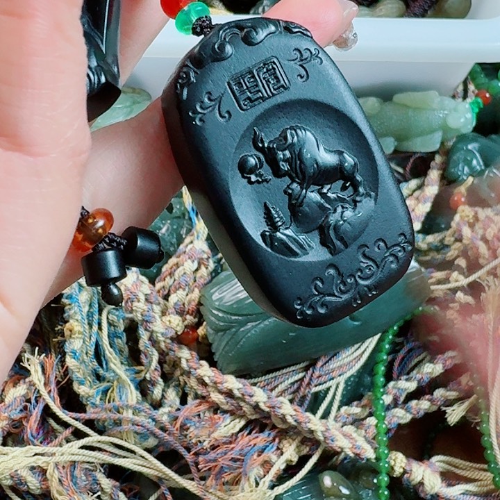 和田玉挂件未镶嵌