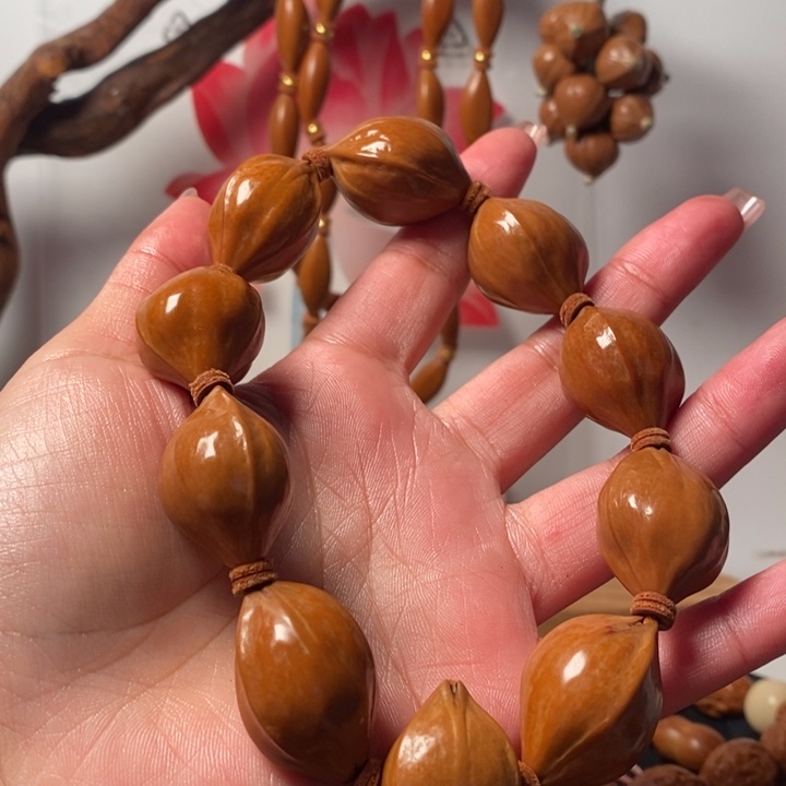 橄榄核手串/手链2.0三花铁盒