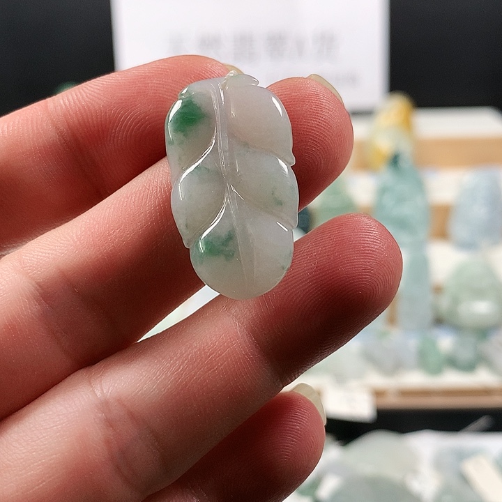吊坠(不含链)未镶嵌翡翠40叶子