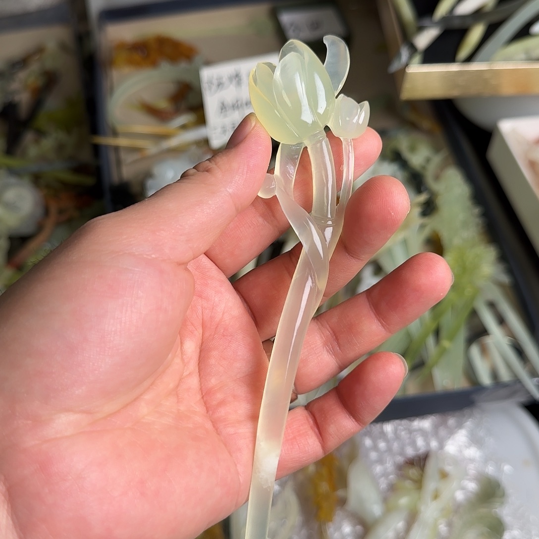 蛇纹石玉未镶嵌发饰