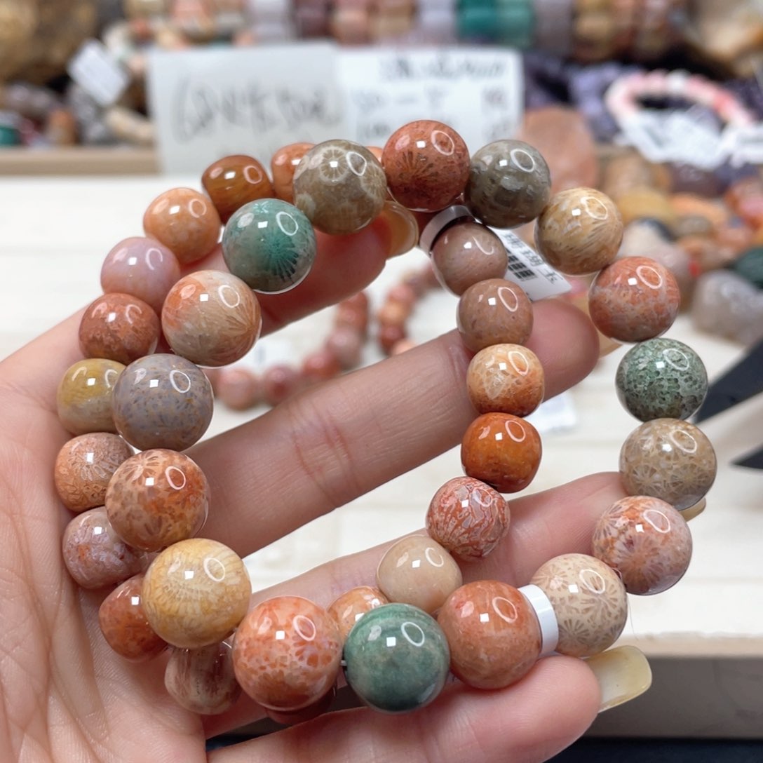 未镶嵌手链硅化玉159