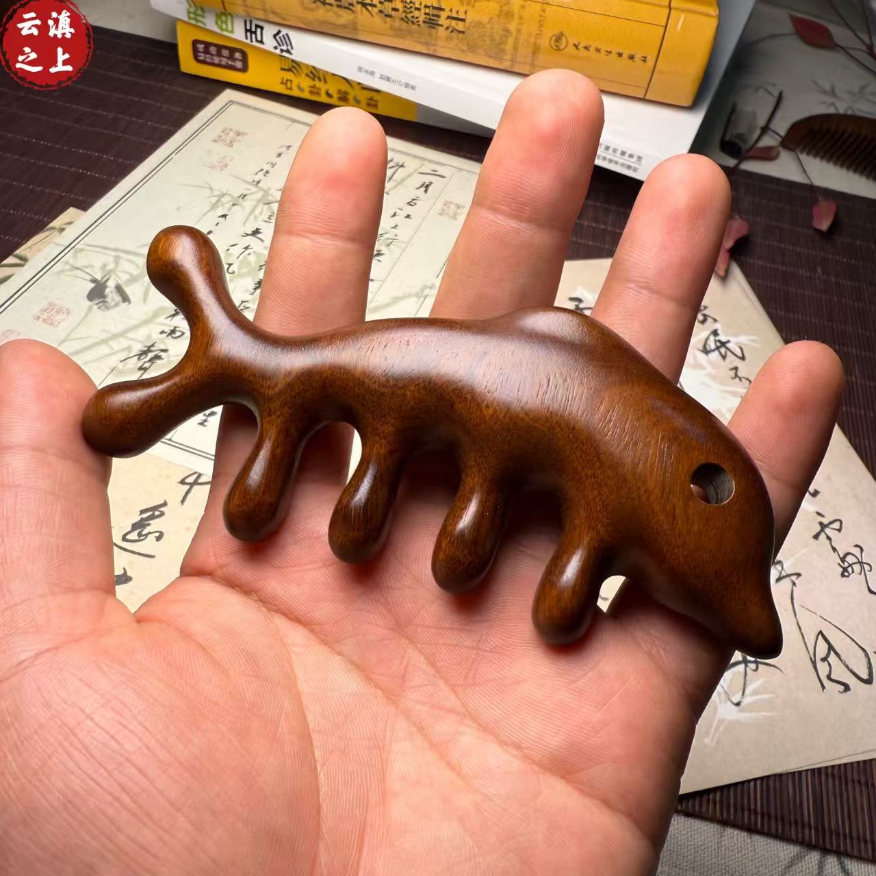 【小明优选】黑金檀按摩梳