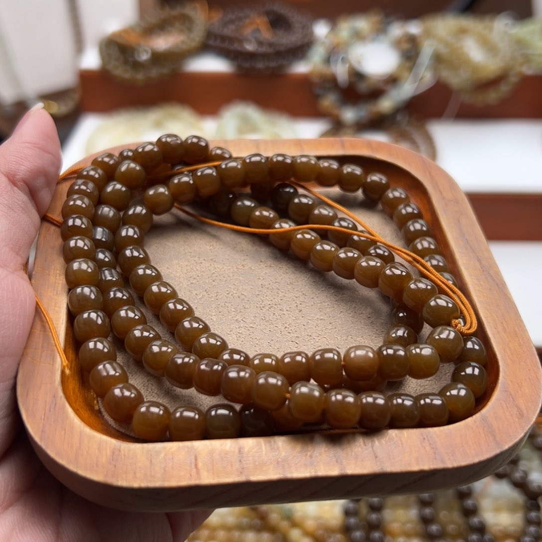 毛衣链未镶嵌和田玉ᝰ****u珠串6*7mm