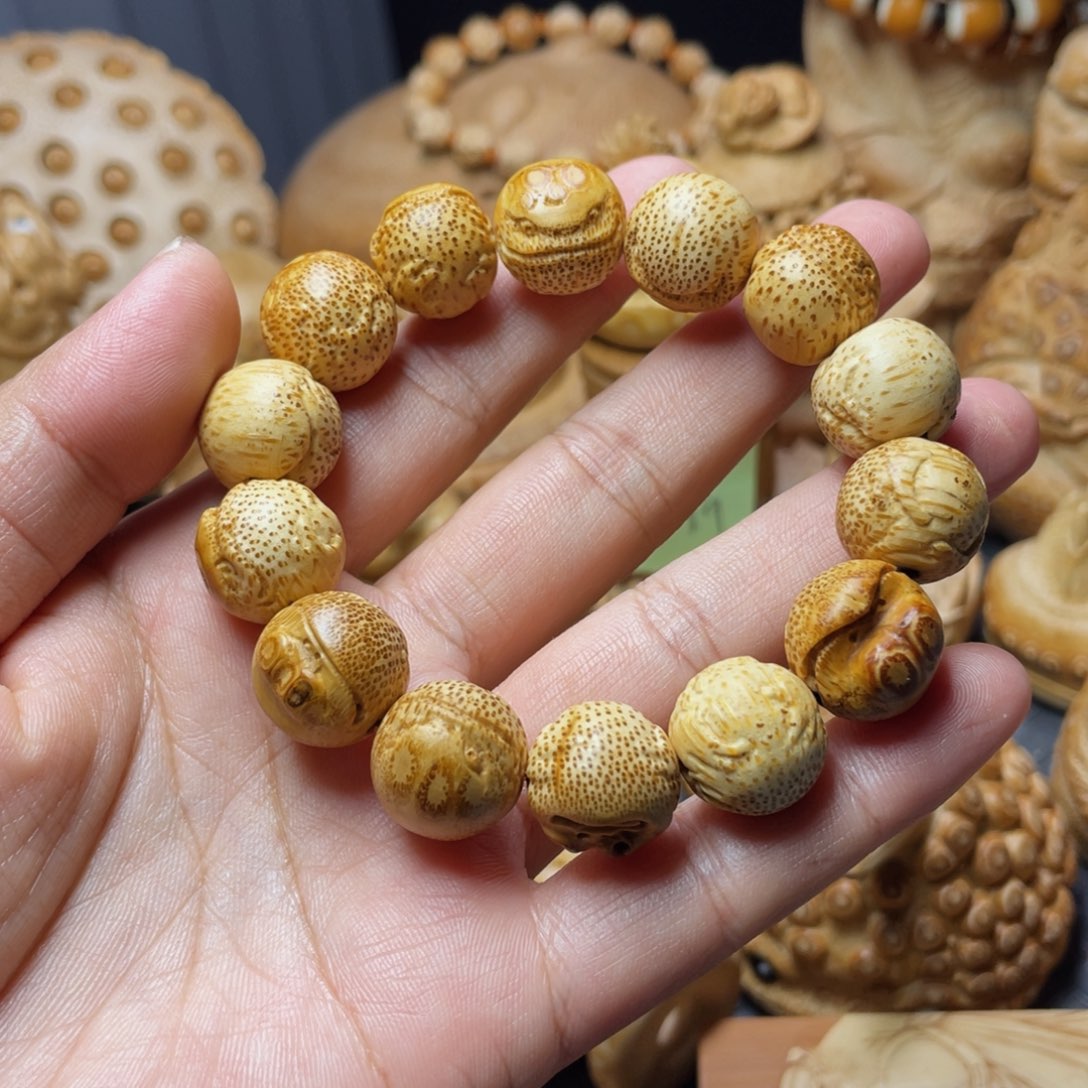 竹深*1.6随行金蟾串