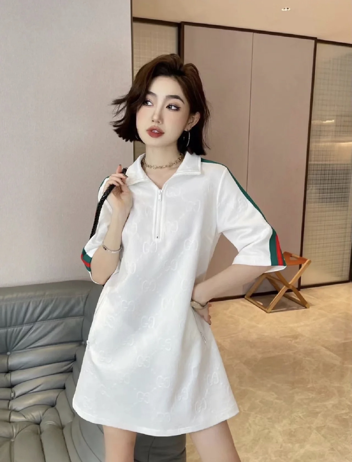 GUCCI/古驰 qq0050 白色短袖满印logo连衣裙 s码 98新