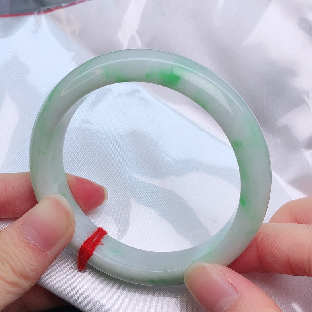 翡翠手镯未镶嵌8419?fgh