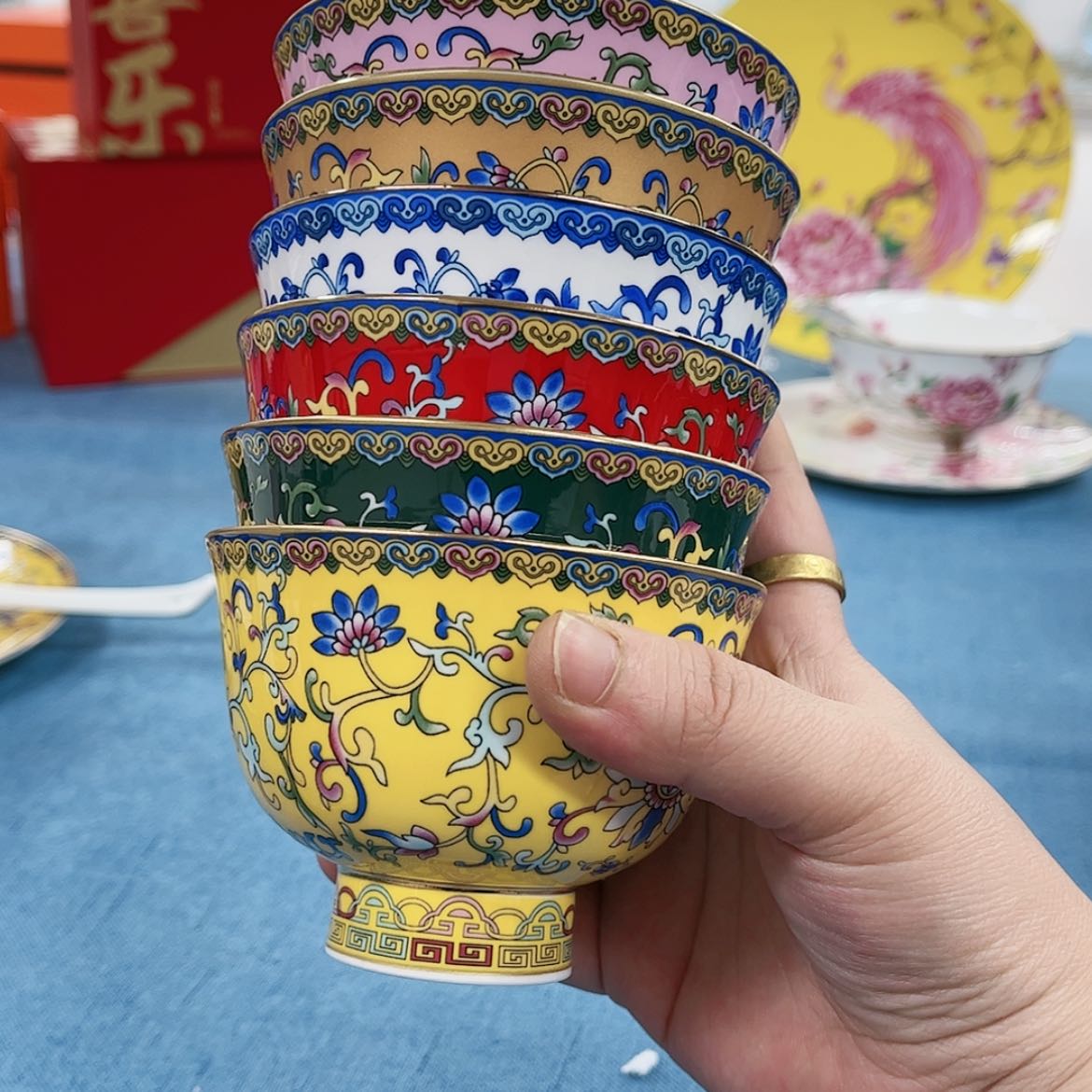 【闪购商品】骨瓷3.8英寸6混。。。。。