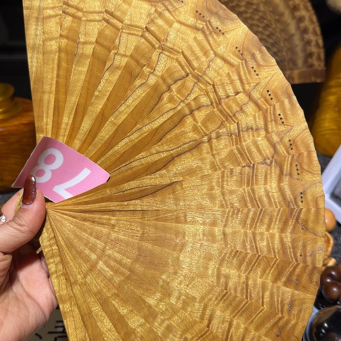 金丝楠H**J金丝楠手把件