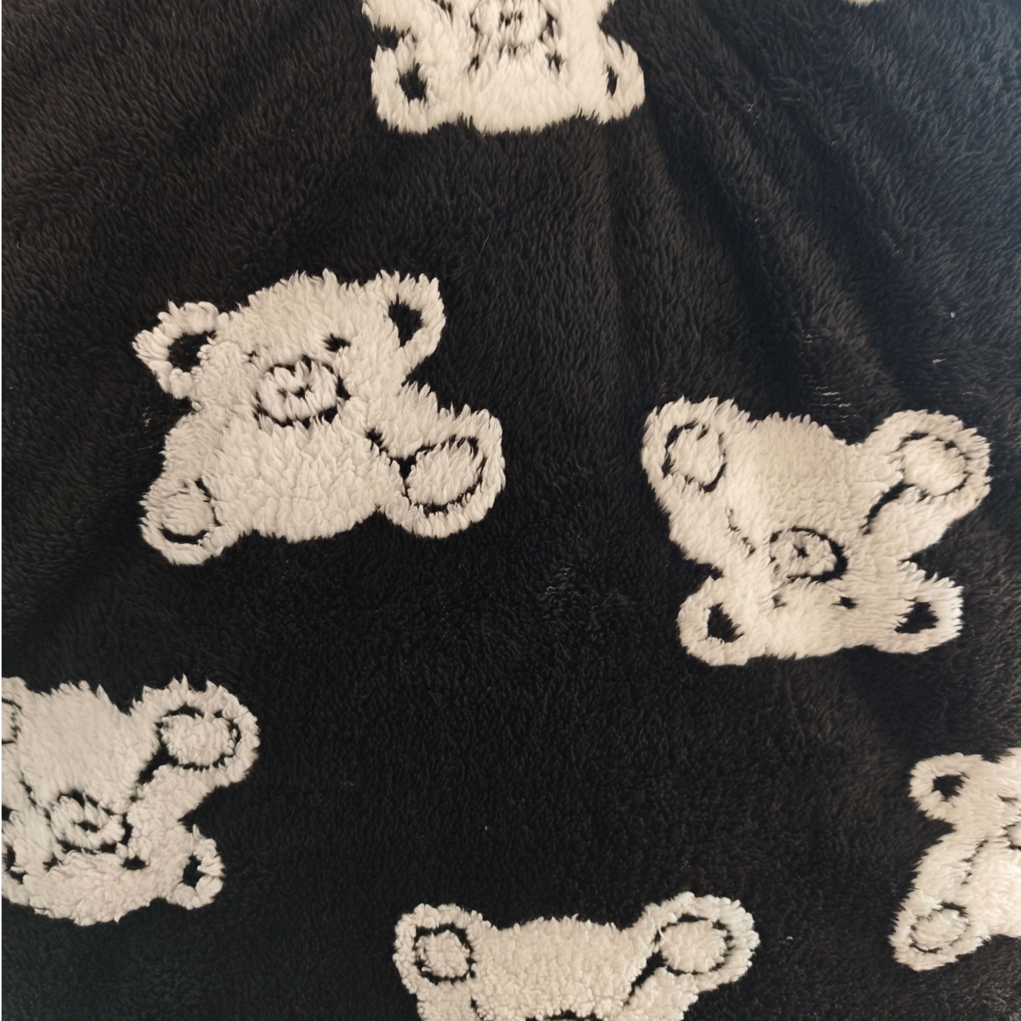 2米*2.3米【黑白小熊】阳离子塔夫绒提花毛毯