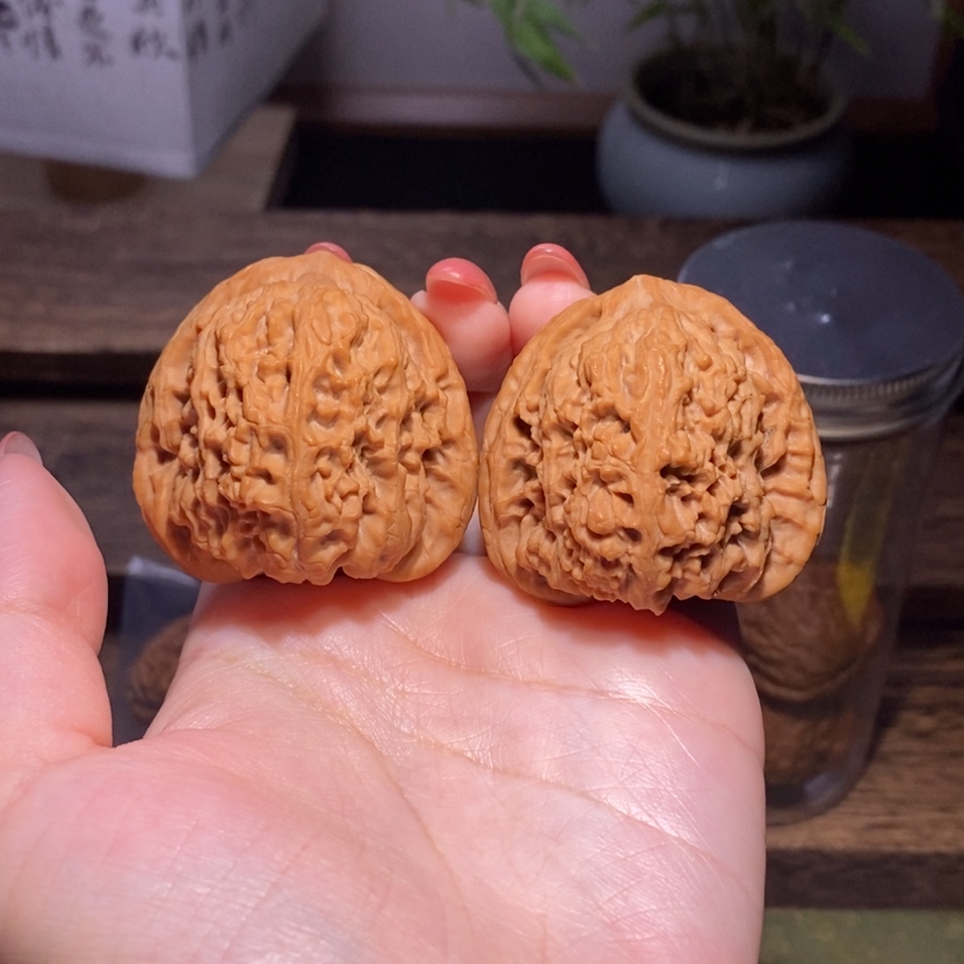 文玩核桃吊坠全品41三角南疆石