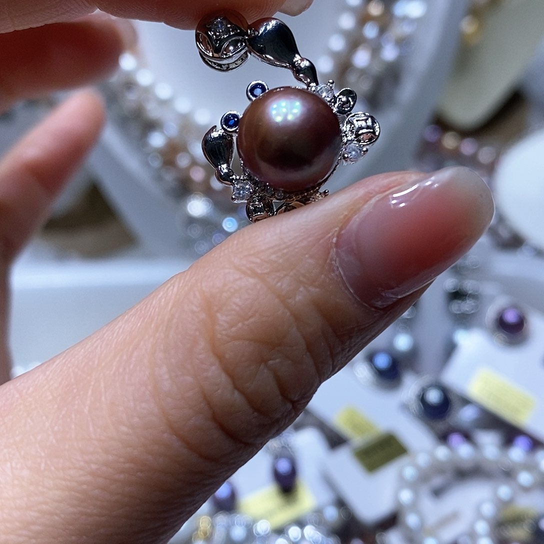 淡水珍珠吊坠未镶嵌