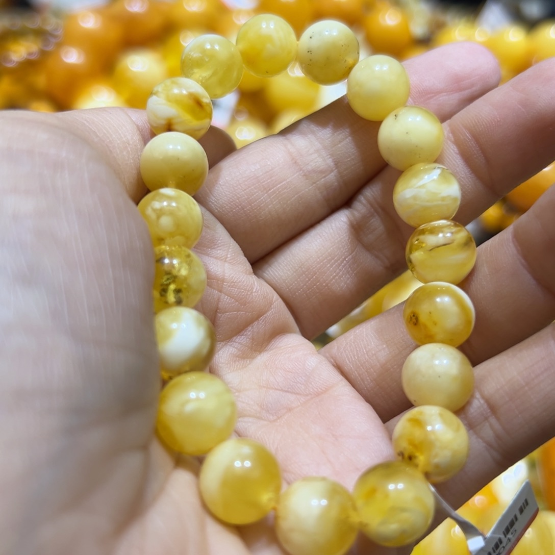 琥珀珠宝奇石未镶嵌