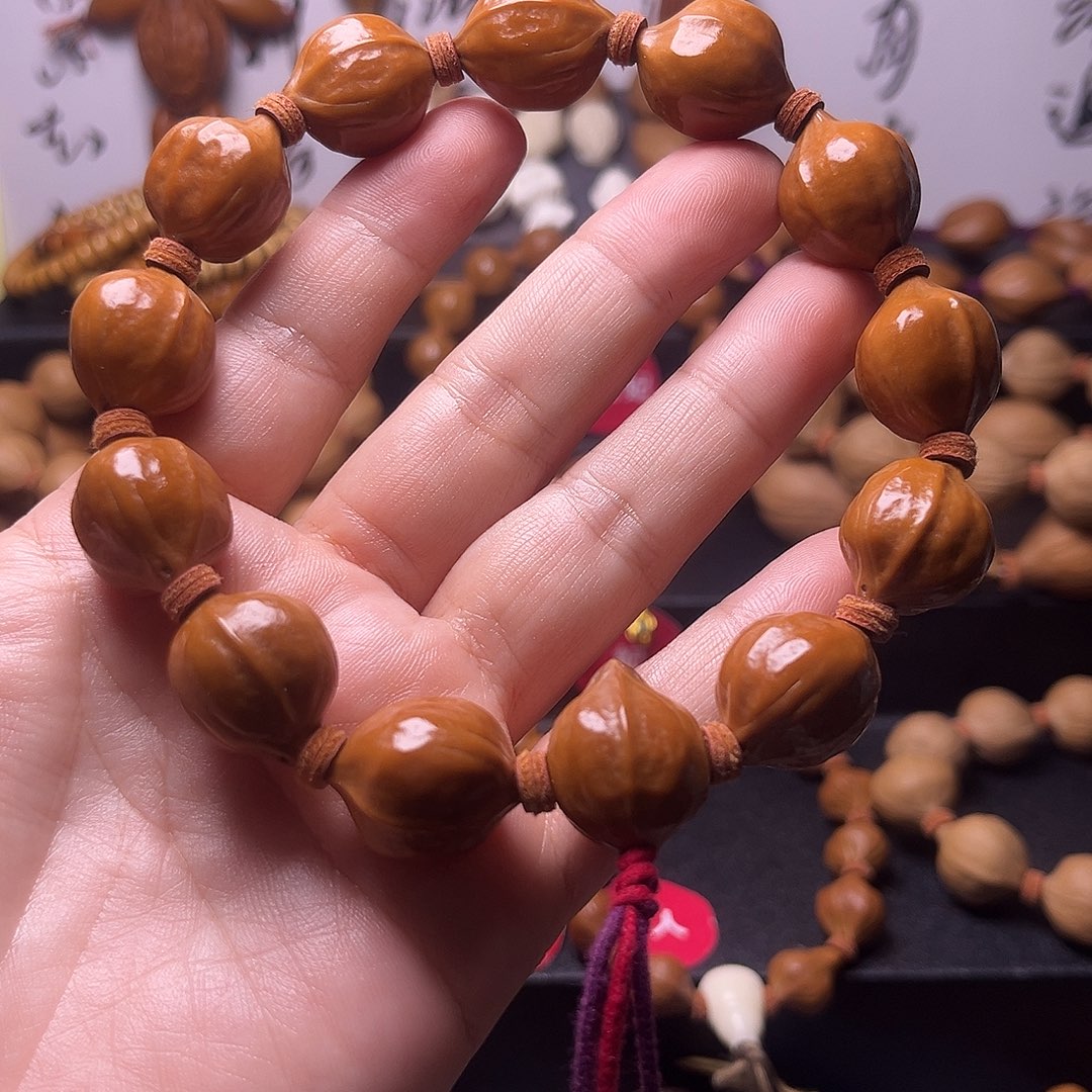 手串橄榄核梅林蜜桃臀16.19