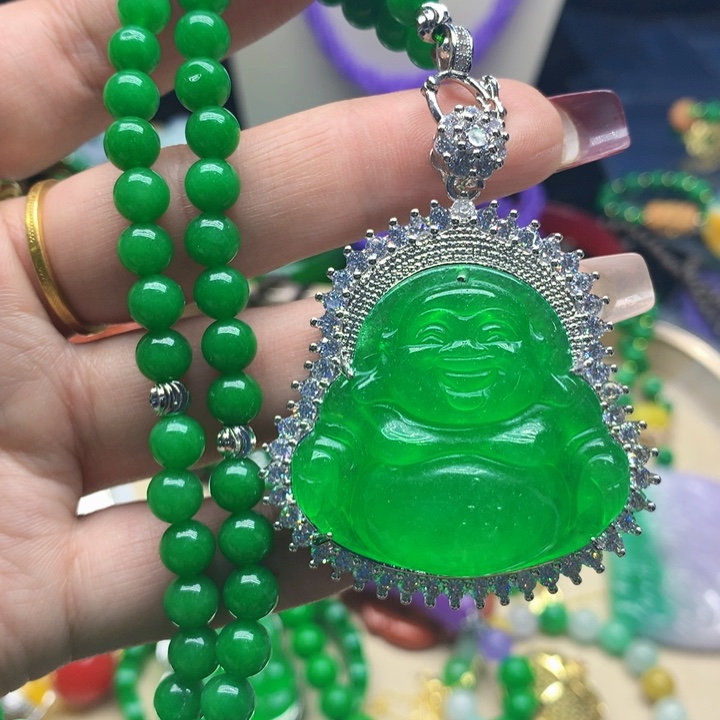 翡翠颈饰未镶嵌吊坠