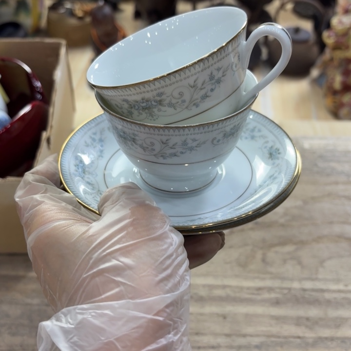 曜***瑾陶瓷古美术置物摆件