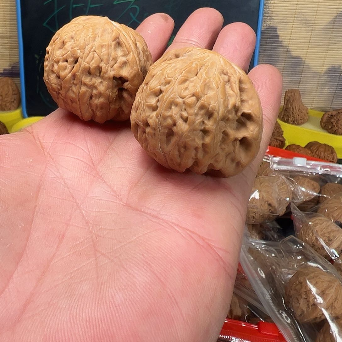 文玩核桃吊坠H**.铁锤