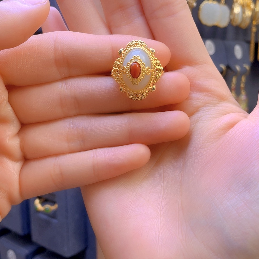 和田玉戒指银S925镀金镶嵌