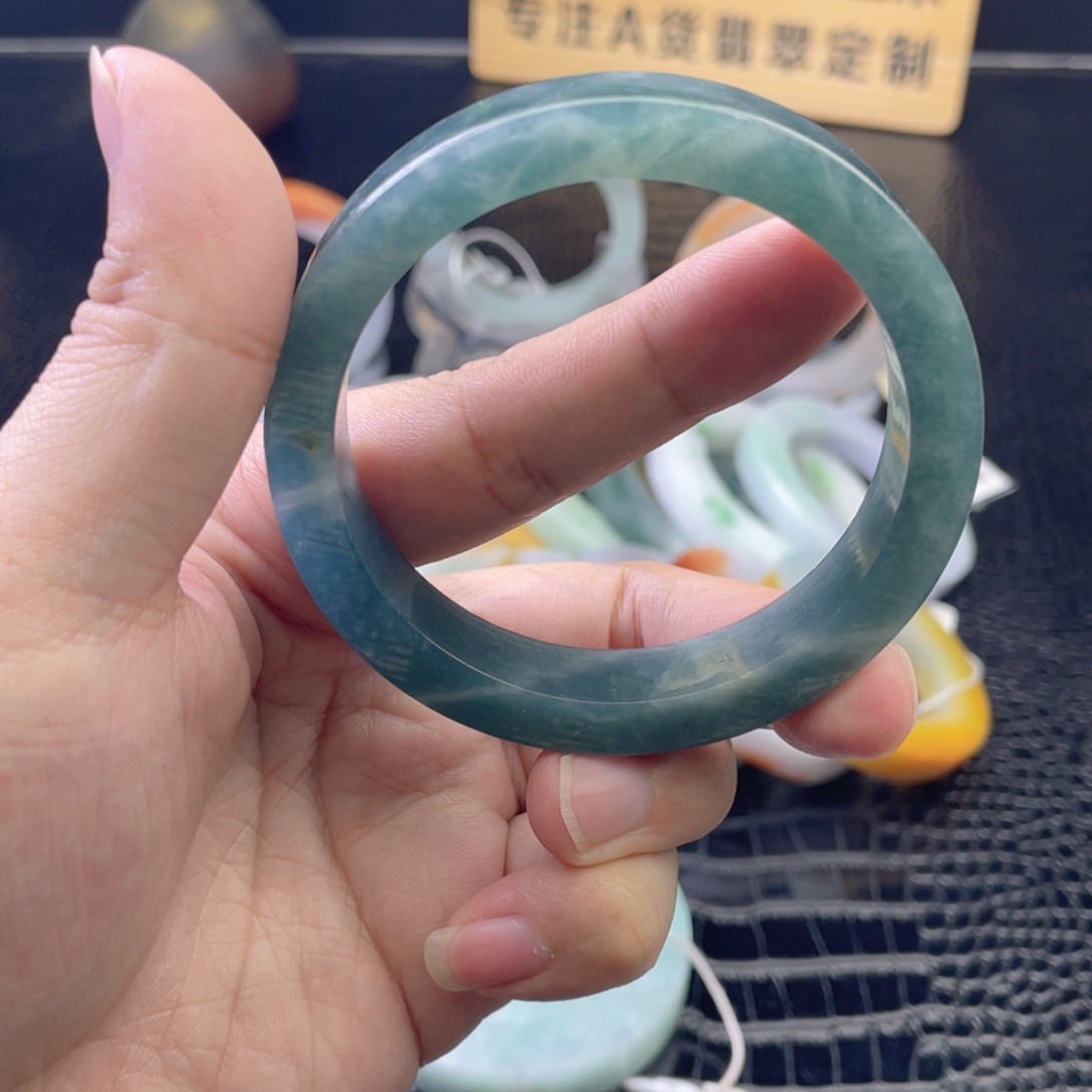 定制翡翠未镶嵌翡翠